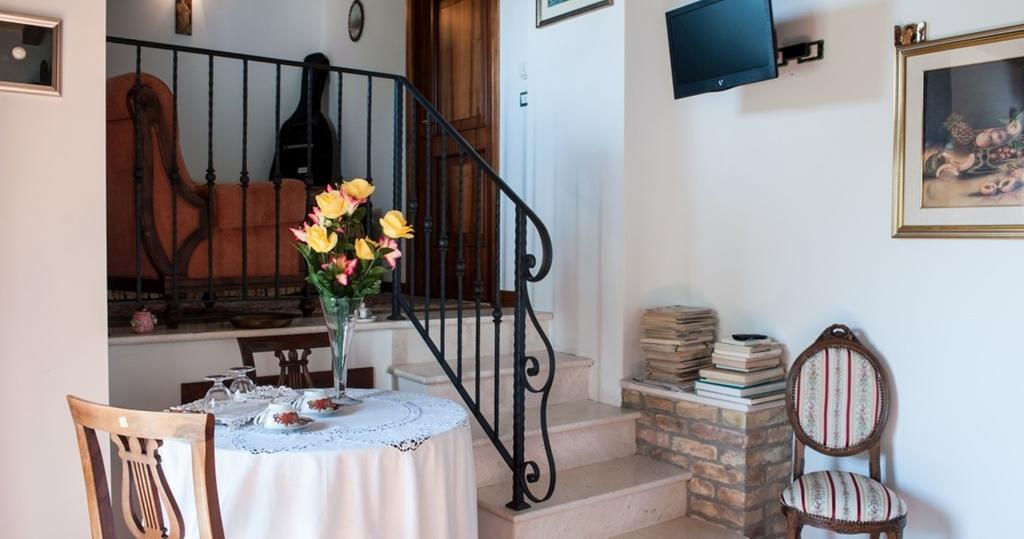 Villa Anna Savini Casa Vacanze Atri Exterior foto